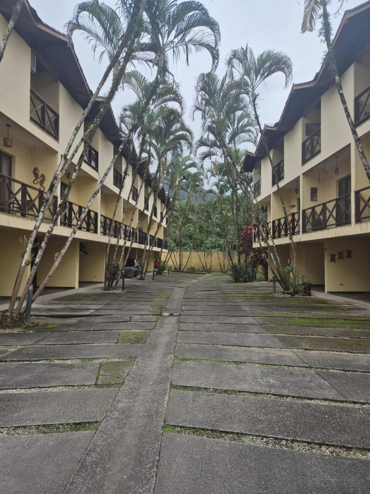 Casa 7 Em Ubatuba No Centro Condominio Com Piscina E Churrasqueira Zewnętrze zdjęcie