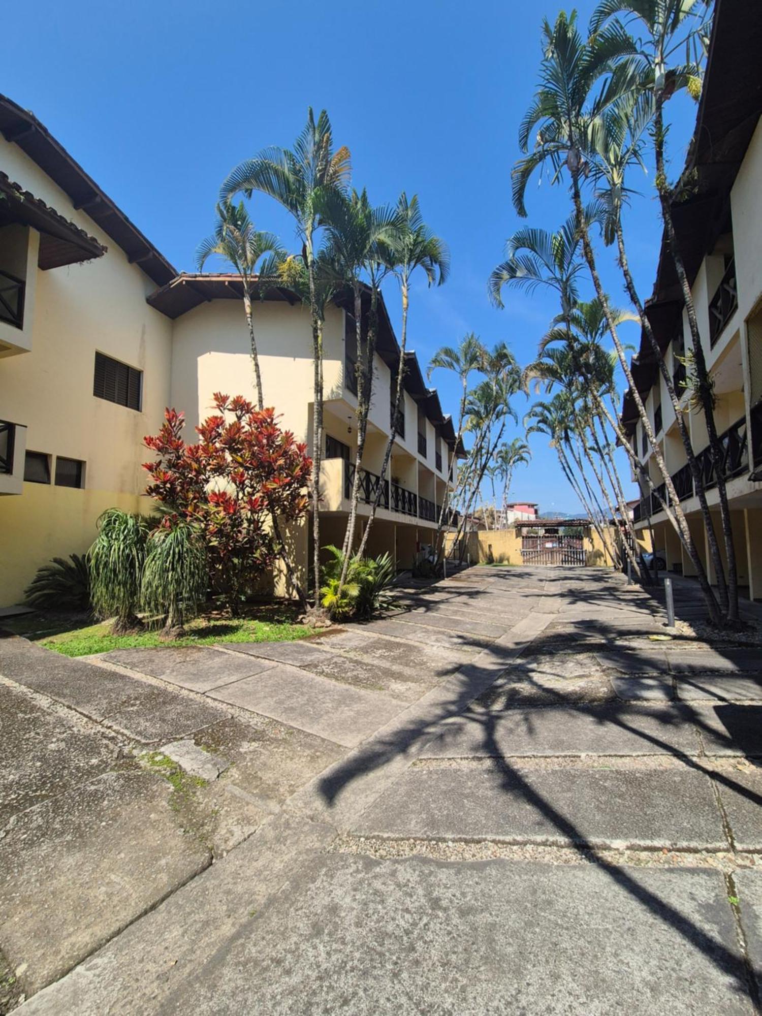 Casa 7 Em Ubatuba No Centro Condominio Com Piscina E Churrasqueira Zewnętrze zdjęcie