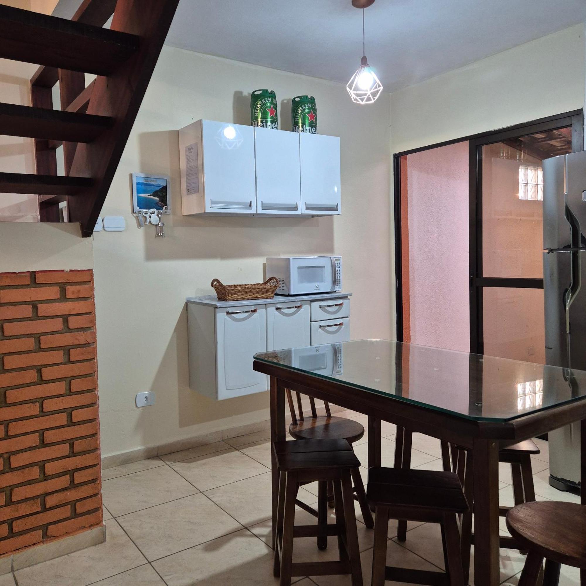 Casa 7 Em Ubatuba No Centro Condominio Com Piscina E Churrasqueira Zewnętrze zdjęcie
